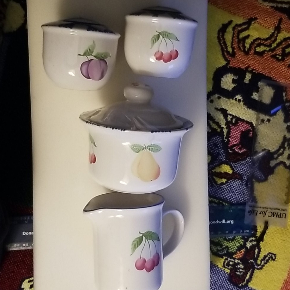 Pfaltzgraff cream and sugar salt and pepper